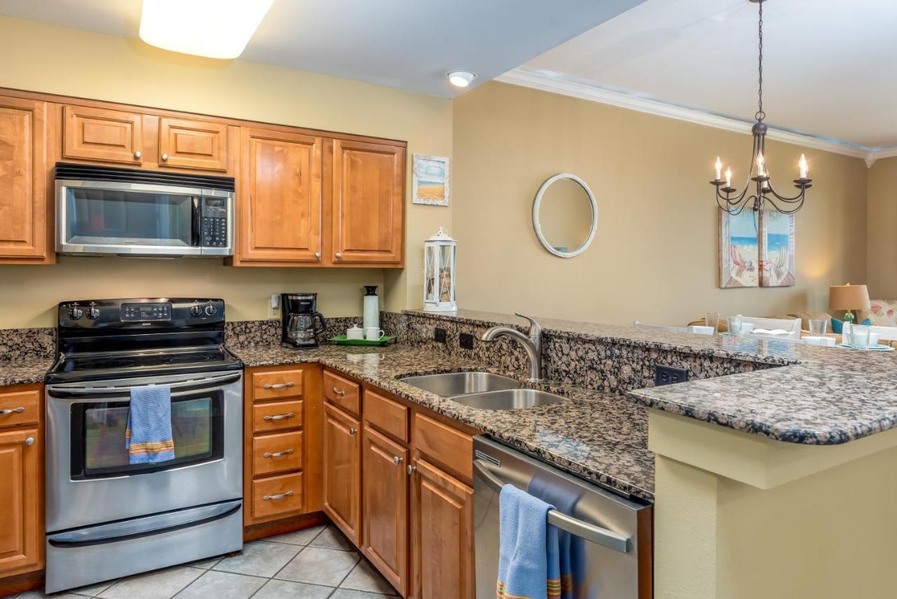Footprints In The Sand - Beautiful First Floor Walk-Out Is Only Steps To The Pool And Beach Boardwalk! Condo Dauphin Island Exteriör bild