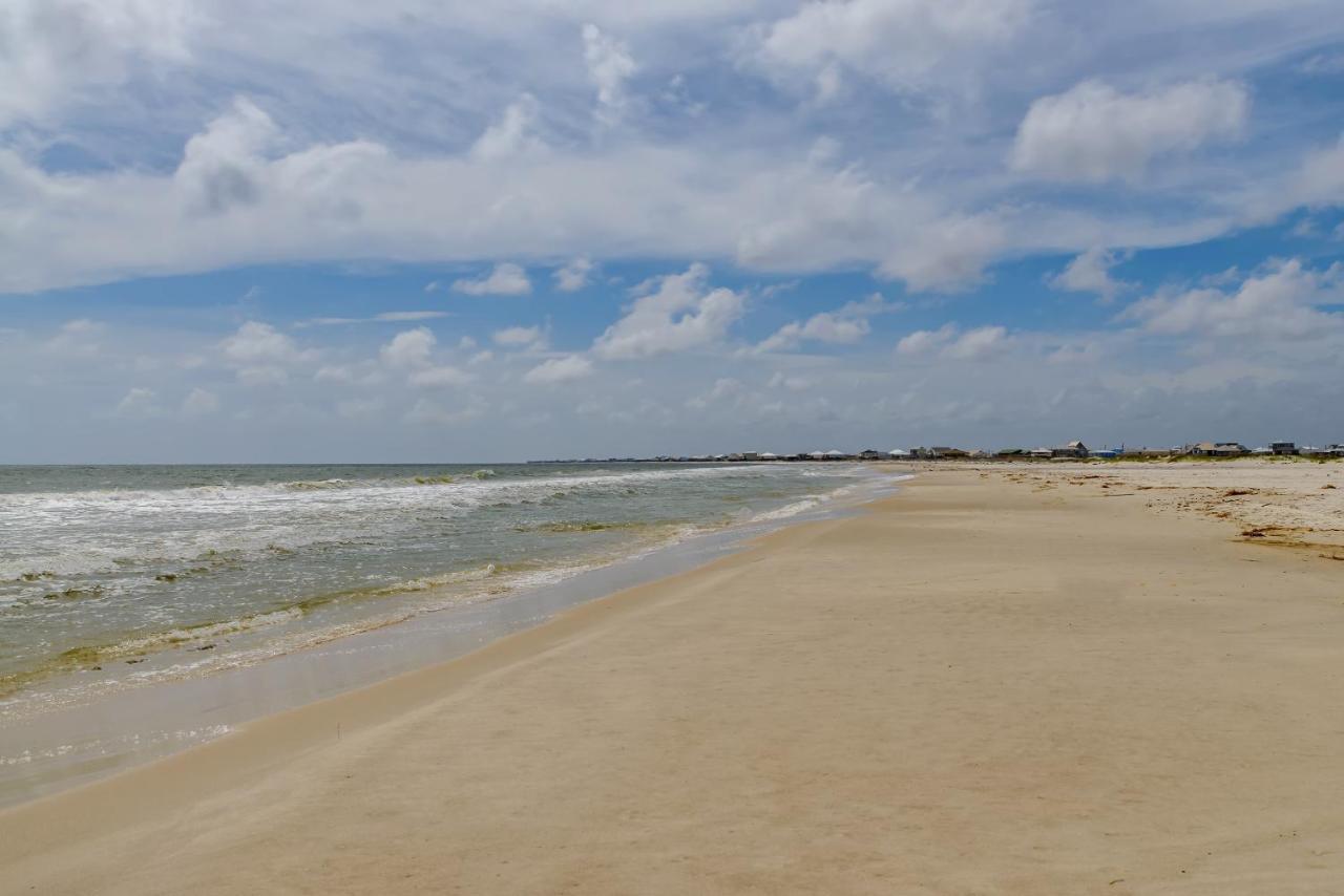 Footprints In The Sand - Beautiful First Floor Walk-Out Is Only Steps To The Pool And Beach Boardwalk! Condo Dauphin Island Exteriör bild
