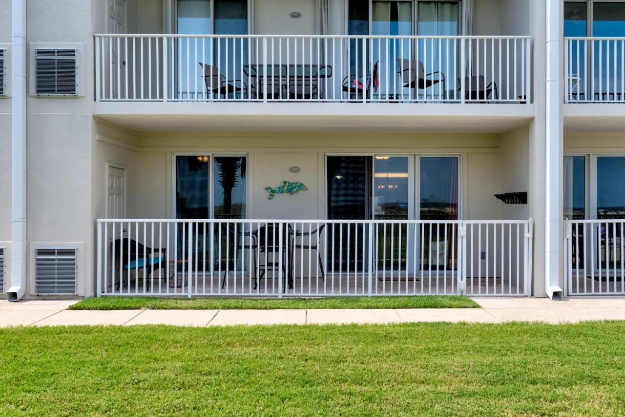 Footprints In The Sand - Beautiful First Floor Walk-Out Is Only Steps To The Pool And Beach Boardwalk! Condo Dauphin Island Exteriör bild
